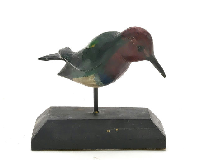 Frank Finney – Hummingbird with crossed wingtips – 2024