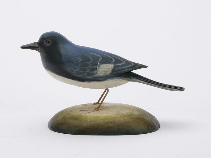 Frank Finney – Black throated blue warbler mounted to wooden base – 2024