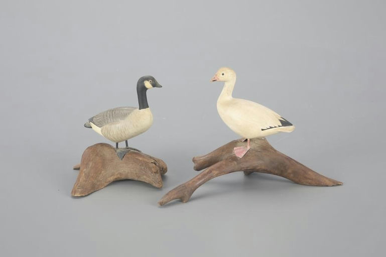 Wendell Gilley – Miniature Canada and Snow Goose – 2023
