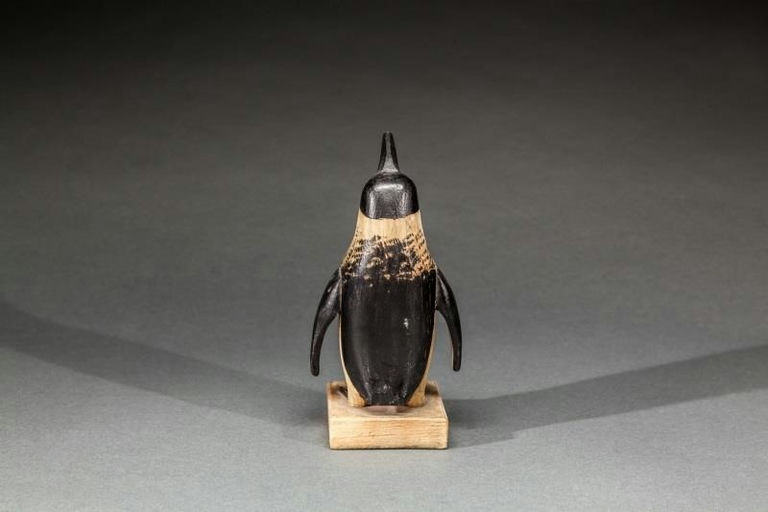 Charles Hart – Miniature Penguin – 2015