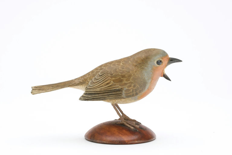 Frank Finney – European Robin With Slightly Turned Head – 2025