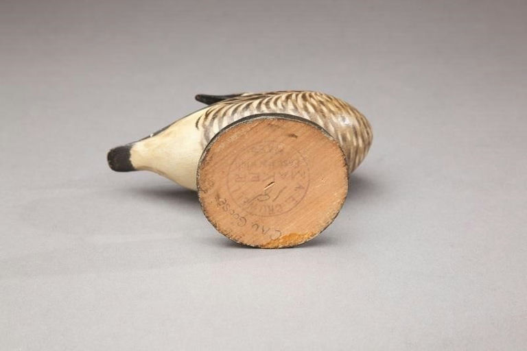 Elmer Crowell – Miniature Preening Canada Goose – 2013