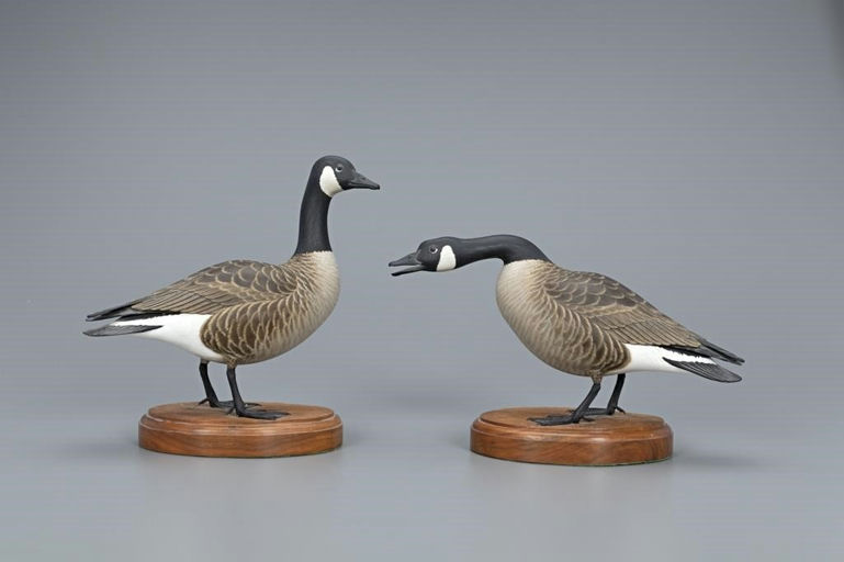 Oliver Lawson – Standing One-Third-Size Goose Pair – 2019